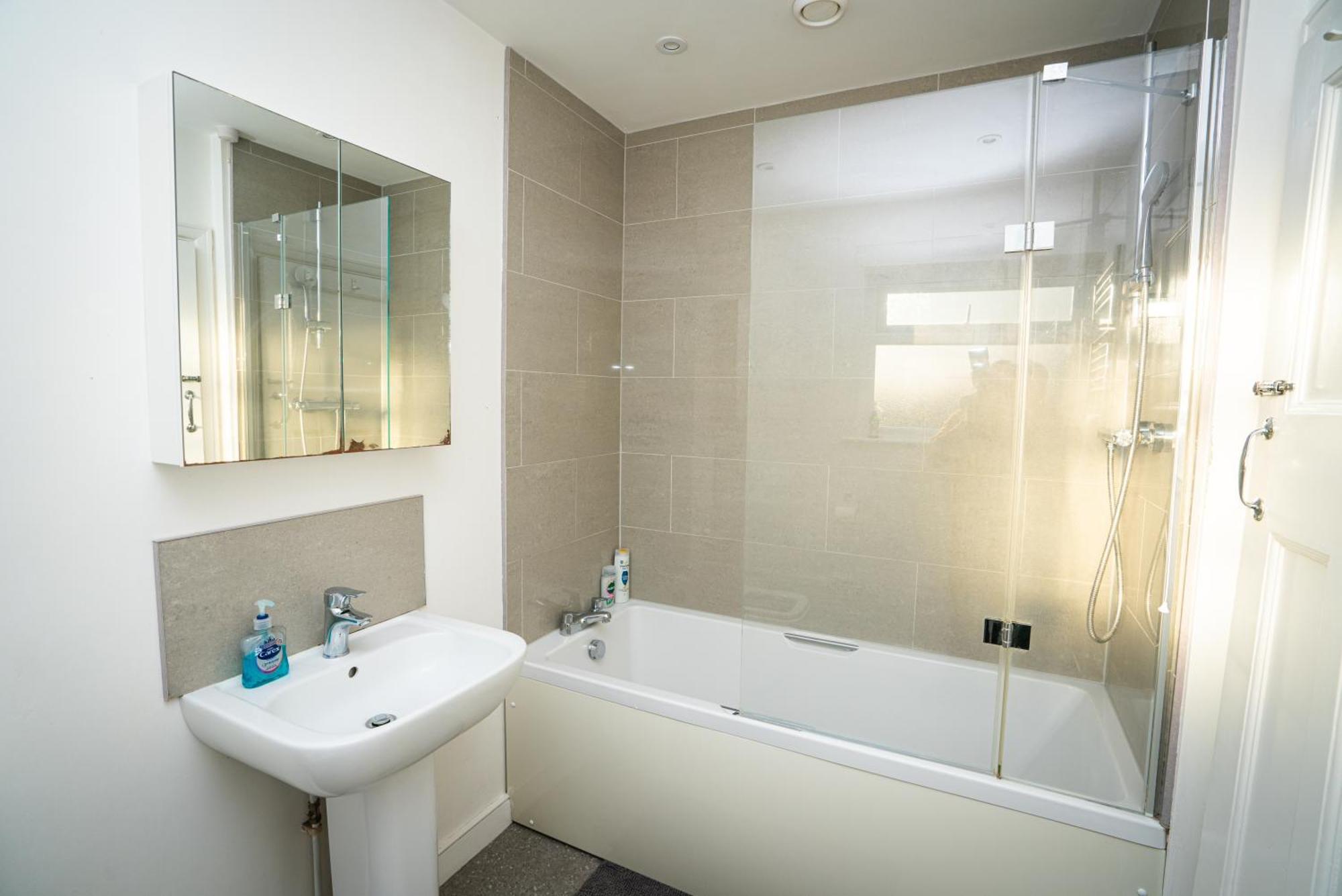 Haven Hotel Bath Bagian luar foto